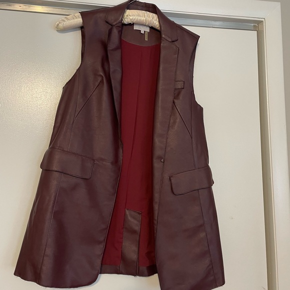 1. State Red Sleeveless Longline Vest - Picture 1 of 3